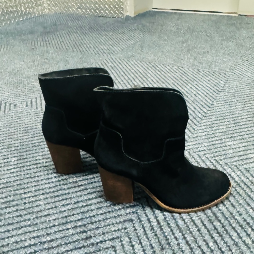 Splendid Black Suede Ankle Booties